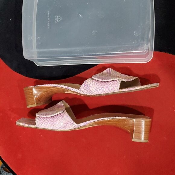 Stuart Weitzman Y2K Pink Iridescent Snakeskin Leather Sandals Size 9 - Picture 6 of 14